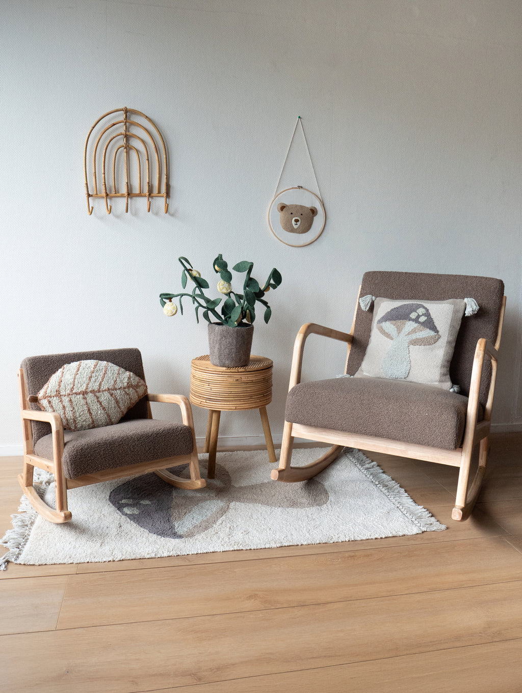 Kidsdepot schommelstoel Aiden - taupe