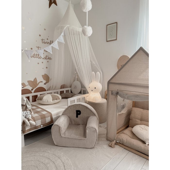 Curduroy kids fauteuil met letter