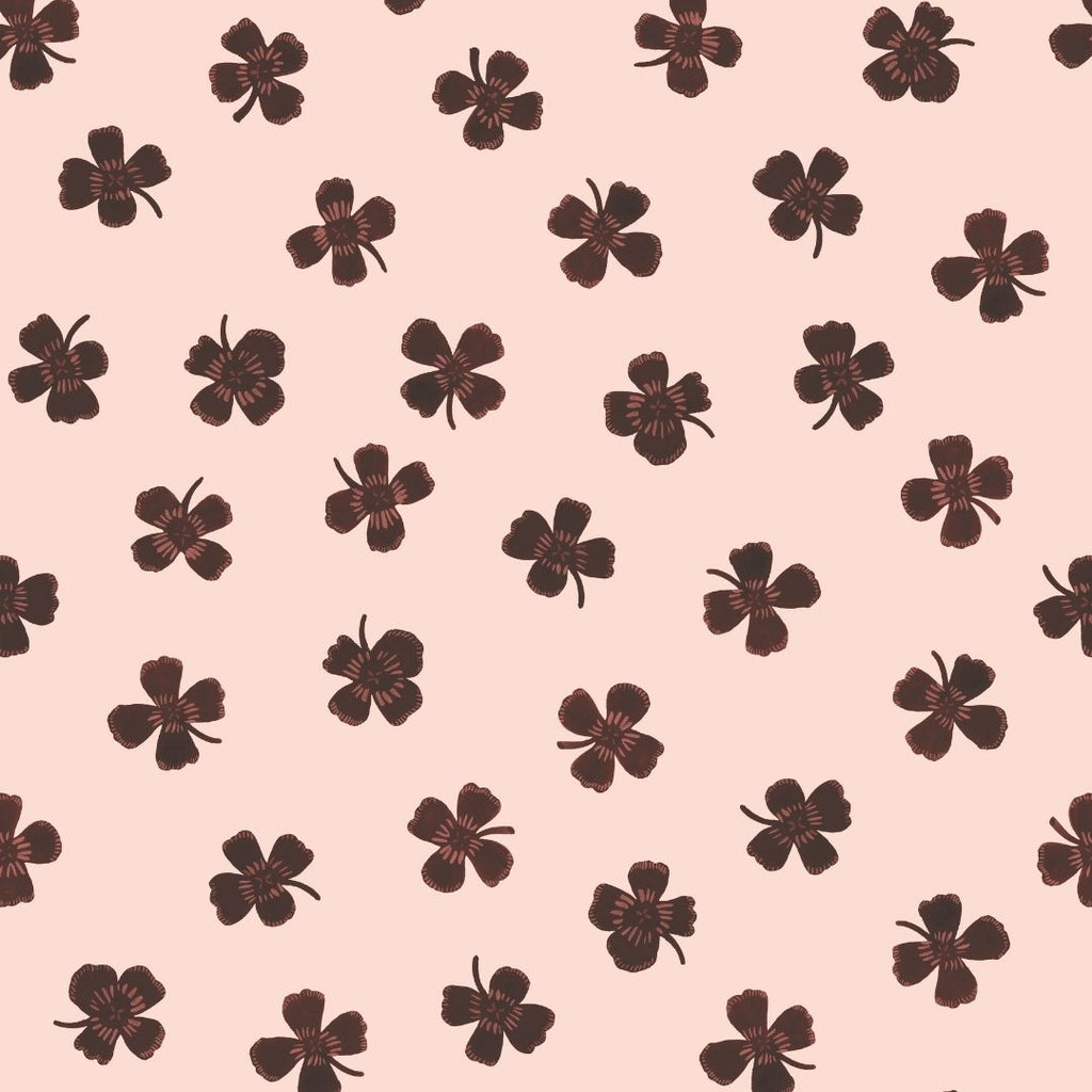 Behangstaal Meet me at the Wall - Lucky Clover - Brown - Joëlle Wehkamp