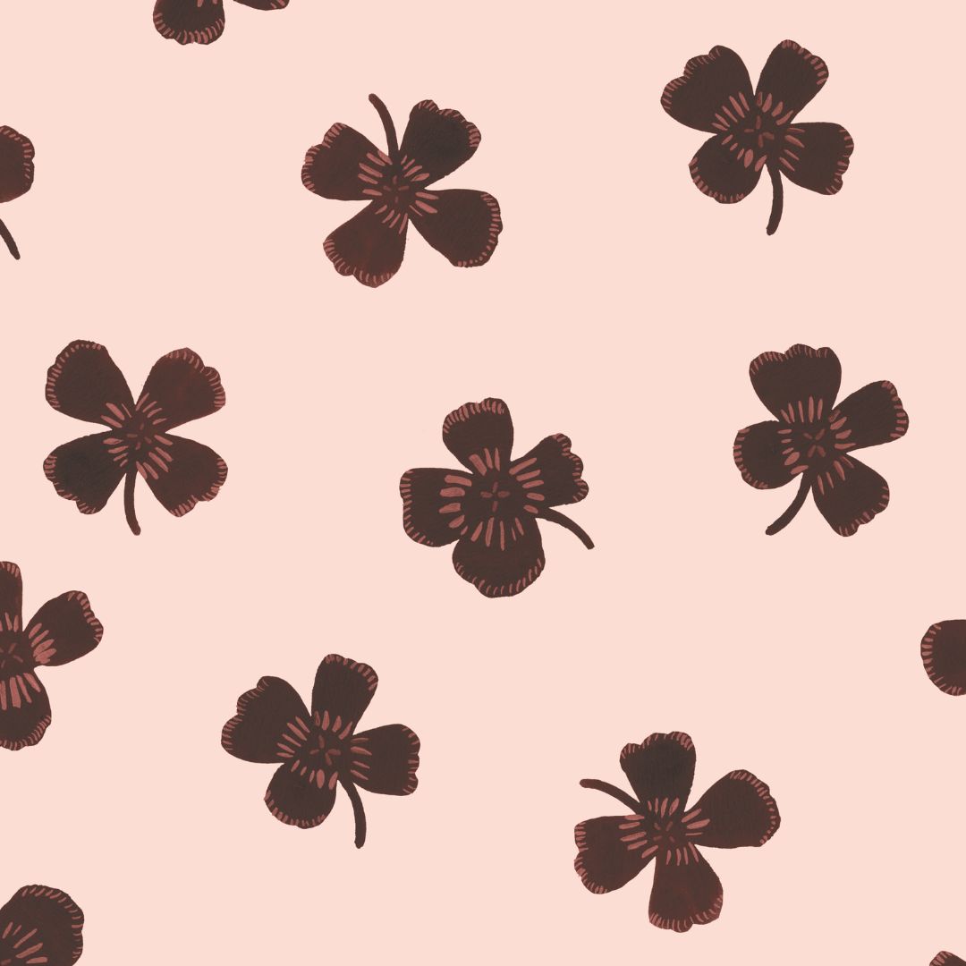 Behangstaal Meet me at the Wall - Lucky Clover - Brown - Joëlle Wehkamp