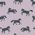 Behang Meet me at the Wall - Magic Horses - Lilac - Joëlle Wehkamp