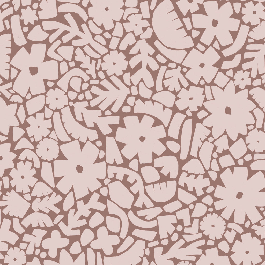 Behangstaal Meet Me at the Wall -  Flowerfield Warm Taupe  - Naturel Noord