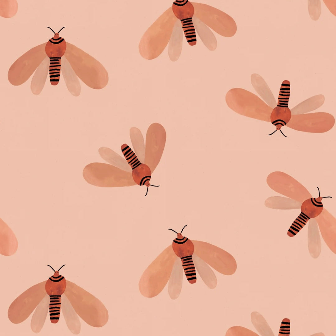 Behangstaal Meet Me at the Wall - Moth Natural - Aniek Bartels