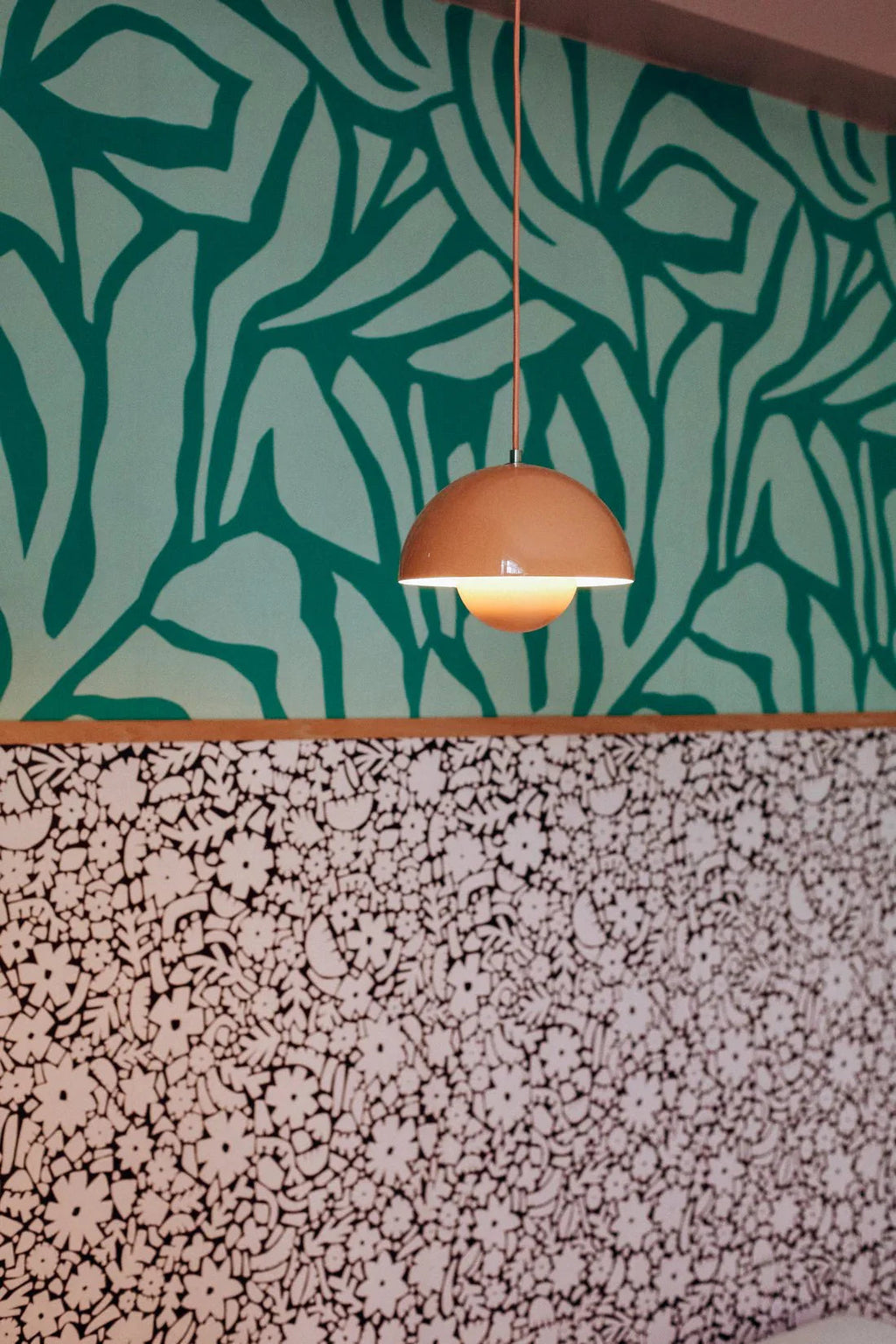 Behangstaal Meet Me at the Wall -  Flow Grean 1 - Sabine van Vessem
