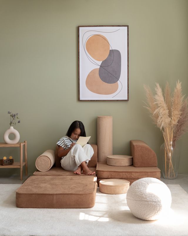 Wigiwama Settee - Camel/brown